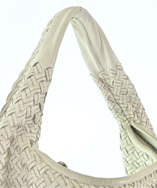 BOTTEGA VENETA（ボッテガヴェネタ）ショルダーバッグ 白 サイズ:- レディース/2200701093037