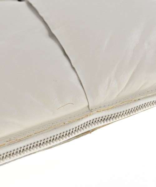 BOTTEGA VENETA（ボッテガヴェネタ）クラッチバッグ 白 サイズ:- レディース/2200651184625