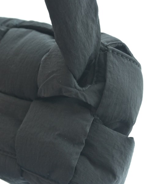 BOTTEGA VENETA（ボッテガヴェネタ）ショルダーバッグ 黒 サイズ:- レディース/2200656080403