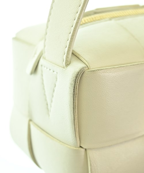 BOTTEGA VENETA（ボッテガヴェネタ）ハンドバッグ 白 サイズ:- レディース/2200711734012