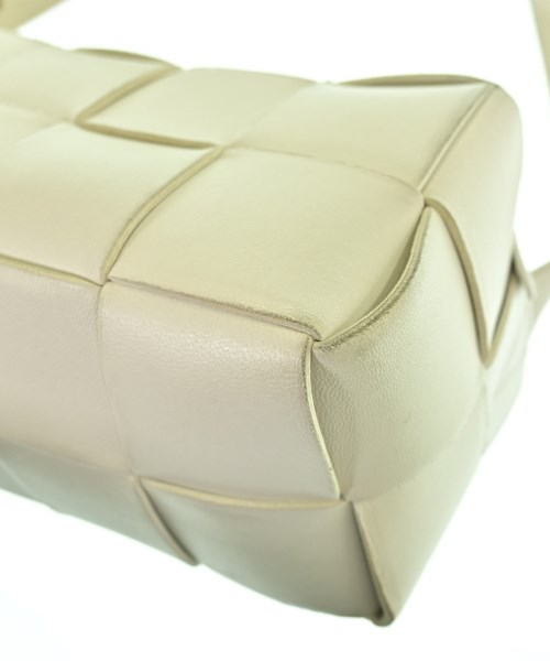 BOTTEGA VENETA（ボッテガヴェネタ）ハンドバッグ 白 サイズ:- レディース/2200711734012
