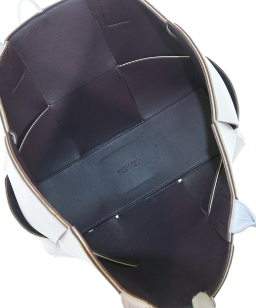 BOTTEGA VENETA（ボッテガヴェネタ）トートバッグ 白 サイズ:ミディアム レディース/2200712957014