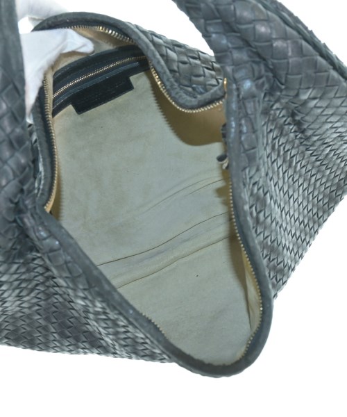 BOTTEGA VENETA（ボッテガヴェネタ）ショルダーバッグ 黒 サイズ:- レディース/2200709924050