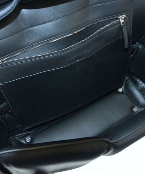 BOTTEGA VENETA（ボッテガヴェネタ）ショルダーバッグ 黒 サイズ:- レディース/2200715703151