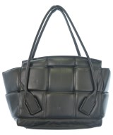 BOTTEGA VENETA（ボッテガヴェネタ）ショルダーバッグ 黒 サイズ:- レディース/2200715703151