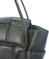 BOTTEGA VENETA（ボッテガヴェネタ）ショルダーバッグ 黒 サイズ:- レディース/2200715703151