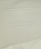 BOTTEGA VENETA（ボッテガヴェネタ）クラッチバッグ 白 サイズ:- レディース/2200716080183