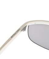BOTTEGA VENETA（ボッテガヴェネタ）サングラス 白 サイズ:- レディース/2200647557051