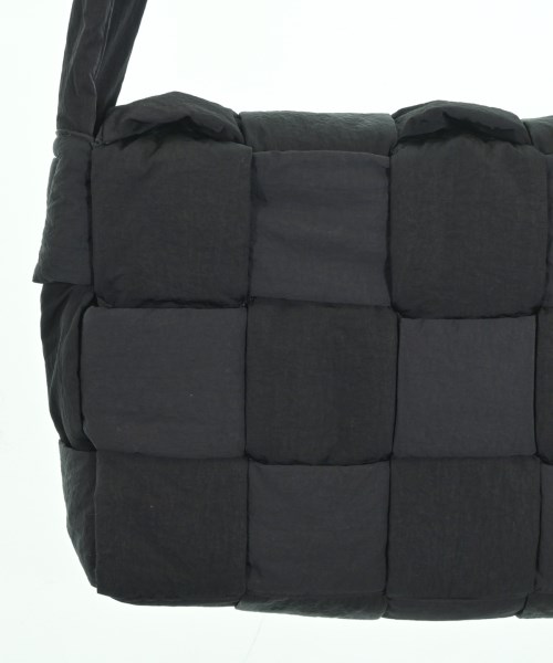BOTTEGA VENETA（ボッテガヴェネタ）ショルダーバッグ 黒 サイズ:- レディース/2200647634233