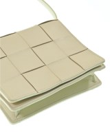 BOTTEGA VENETA（ボッテガヴェネタ）ショルダーバッグ 白 サイズ:- レディース/2200652144482