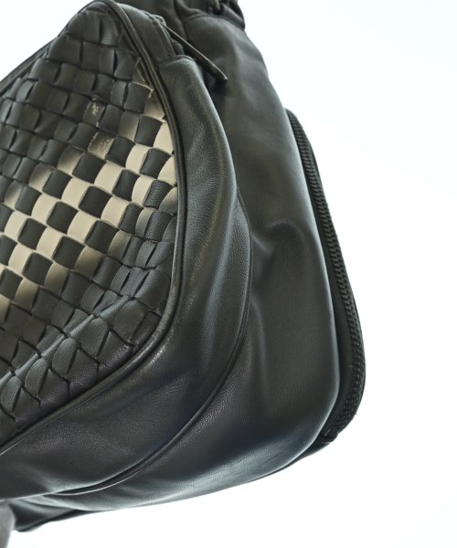 BOTTEGA VENETA（ボッテガヴェネタ）ショルダーバッグ 黒 サイズ:- レディース/2200706239485
