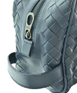 BOTTEGA VENETA（ボッテガヴェネタ）クラッチバッグ 紺 サイズ:- レディース/2200710445551