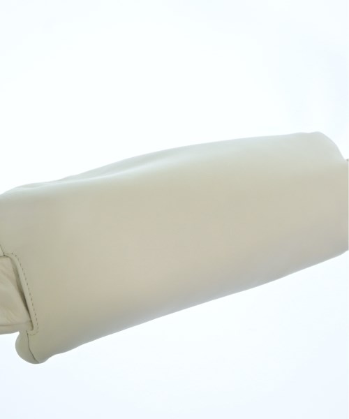 BOTTEGA VENETA（ボッテガヴェネタ）ショルダーバッグ 白 サイズ:- レディース/2200664673017