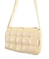 BOTTEGA VENETA（ボッテガヴェネタ）ショルダーバッグ ベージュ サイズ:- レディース/2200719903731