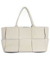 BOTTEGA VENETA（ボッテガヴェネタ）トートバッグ 白 サイズ:- レディース/2200719953064