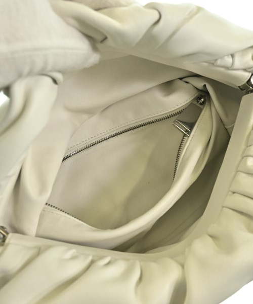 BOTTEGA VENETA（ボッテガヴェネタ）ショルダーバッグ 白 サイズ:- レディース/2200724352128