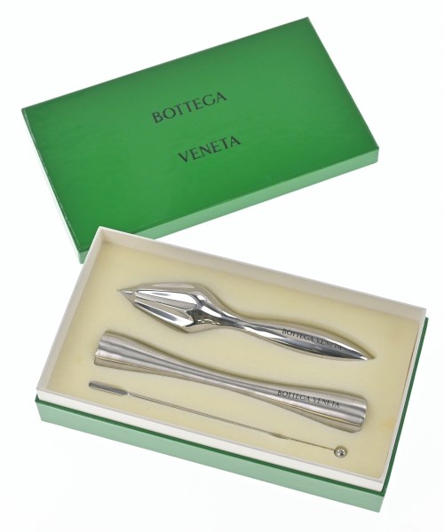 BOTTEGA VENETA（ボッテガヴェネタ）小物類（その他） シルバー サイズ:- レディース/2200682988193
