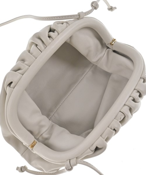 BOTTEGA VENETA（ボッテガヴェネタ）ショルダーバッグ 白 サイズ:- レディース/2200685030196