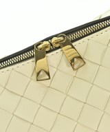 BOTTEGA VENETA（ボッテガヴェネタ）ショルダーバッグ 白 サイズ:- レディース/2200676234305