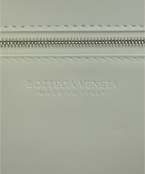BOTTEGA VENETA（ボッテガヴェネタ）ショルダーバッグ 白 サイズ:- レディース/2200687353118