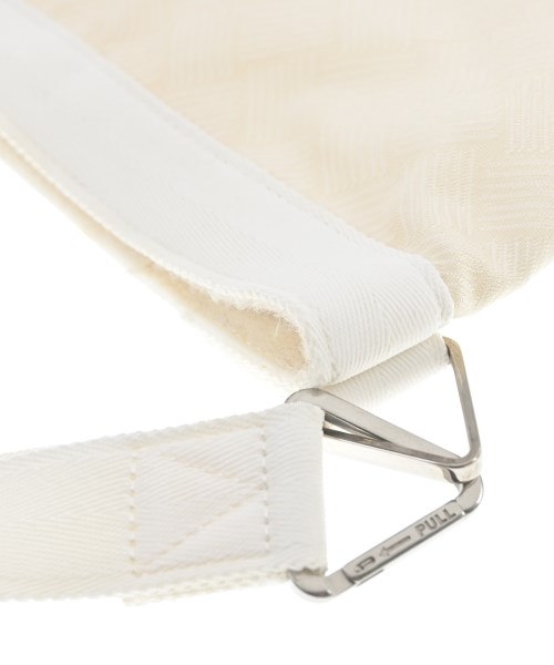 BOTTEGA VENETA（ボッテガヴェネタ）クラッチバッグ 白 サイズ:- レディース/2200687353156