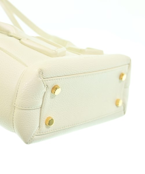 BOTTEGA VENETA（ボッテガヴェネタ）ショルダーバッグ 白 サイズ:- レディース/2200692838082