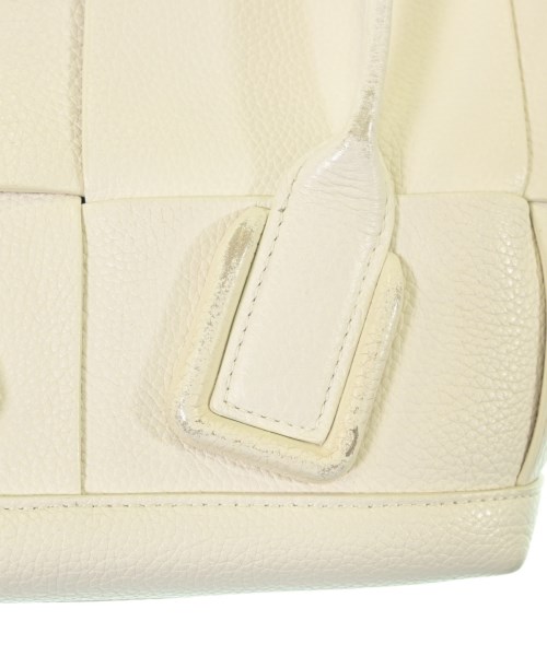 BOTTEGA VENETA（ボッテガヴェネタ）ショルダーバッグ 白 サイズ:- レディース/2200692838082
