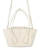 BOTTEGA VENETA（ボッテガヴェネタ）ショルダーバッグ 白 サイズ:- レディース/2200692838082