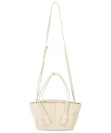 BOTTEGA VENETA（ボッテガヴェネタ）ショルダーバッグ 白 サイズ:- レディース/2200692838082