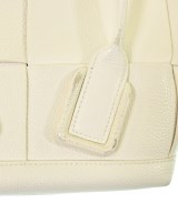BOTTEGA VENETA（ボッテガヴェネタ）ショルダーバッグ 白 サイズ:- レディース/2200692838082