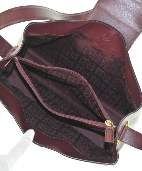 Cartier（カルティエ）ショルダーバッグ 赤 サイズ:- レディース/2200603590252