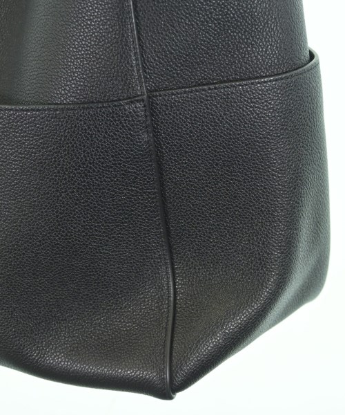 CELINE（セリーヌ）ショルダーバッグ 黒 サイズ:- レディース/2200618758104