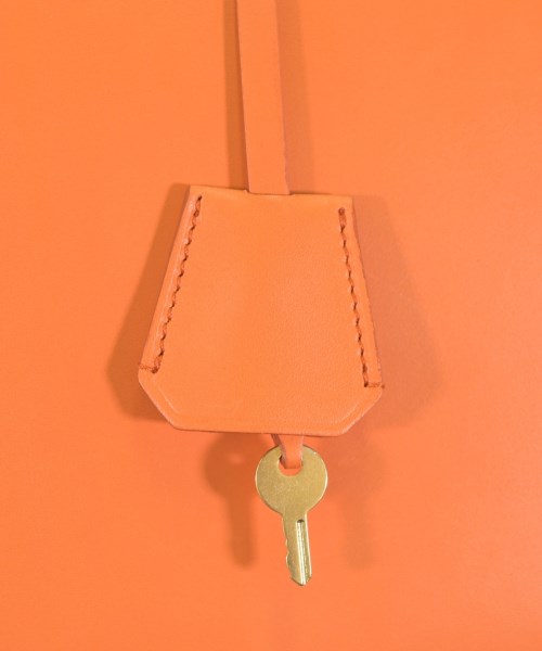 CELINE（セリーヌ）ハンドバッグ オレンジ サイズ:- レディース/2200633227036