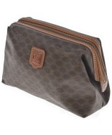 CELINE（セリーヌ）ポーチ 茶 サイズ:- レディース/2200698939318