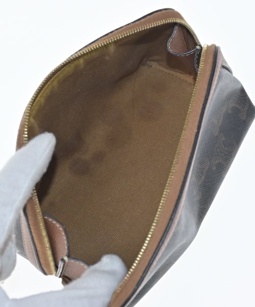 CELINE（セリーヌ）ポーチ 黒 サイズ:- レディース/2200657557096