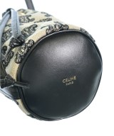 CELINE（セリーヌ）ショルダーバッグ 白 サイズ:- レディース/2200660766386