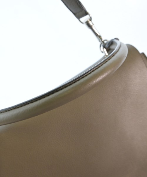 CELINE（セリーヌ）ショルダーバッグ ベージュ サイズ:- レディース/2200713826029