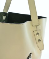 CELINE（セリーヌ）ショルダーバッグ 白 サイズ:- レディース/2200711076259
