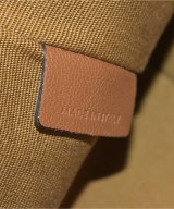 CELINE（セリーヌ）ポーチ 茶 サイズ:- レディース/2200716478195