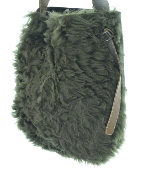 CELINE（セリーヌ）ショルダーバッグ 紺 サイズ:- レディース/2200669330274