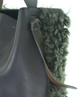 CELINE（セリーヌ）ショルダーバッグ 紺 サイズ:- レディース/2200669330274