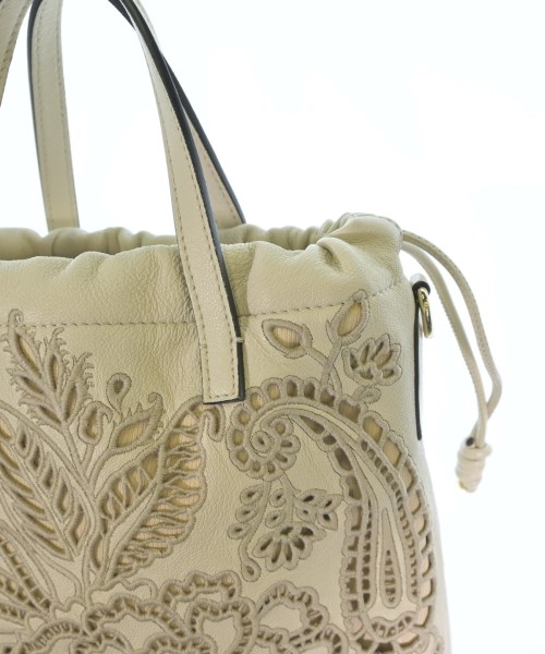 ETRO（エトロ）ハンドバッグ 白 サイズ:- レディース/2200663363254
