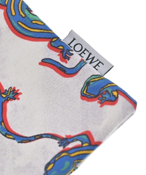 LOEWE（ロエベ）ポーチ 白 サイズ:- レディース/2200638760040