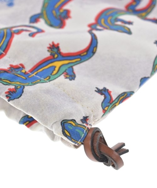 LOEWE（ロエベ）ポーチ 白 サイズ:- レディース/2200638760040