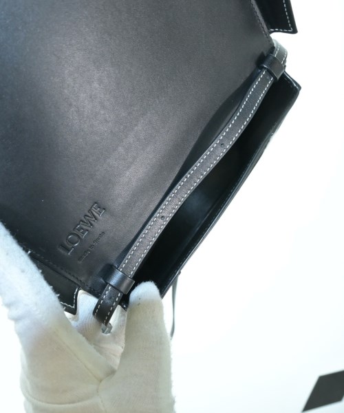 LOEWE（ロエベ）ショルダーバッグ 黒 サイズ:- レディース/2200640467456