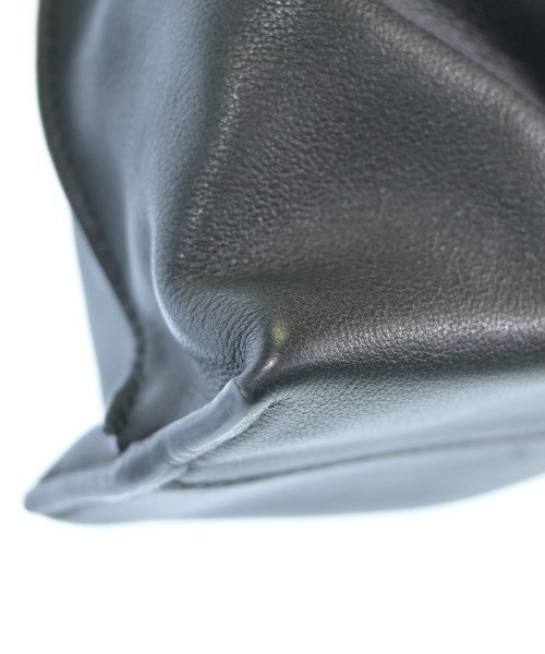 LOEWE（ロエベ）ショルダーバッグ 黒 サイズ:- レディース/2200642578020