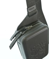 LOEWE（ロエベ）ショルダーバッグ 茶 サイズ:- レディース/2200642626073