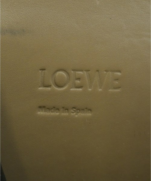 LOEWE（ロエベ）ショルダーバッグ 茶 サイズ:- レディース/2200643514010
