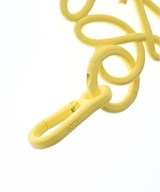 LOEWE（ロエベ）チャーム 黄 サイズ:- レディース/2200582769038