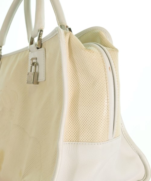 LOEWE（ロエベ）ハンドバッグ 白 サイズ:- レディース/2200584977103